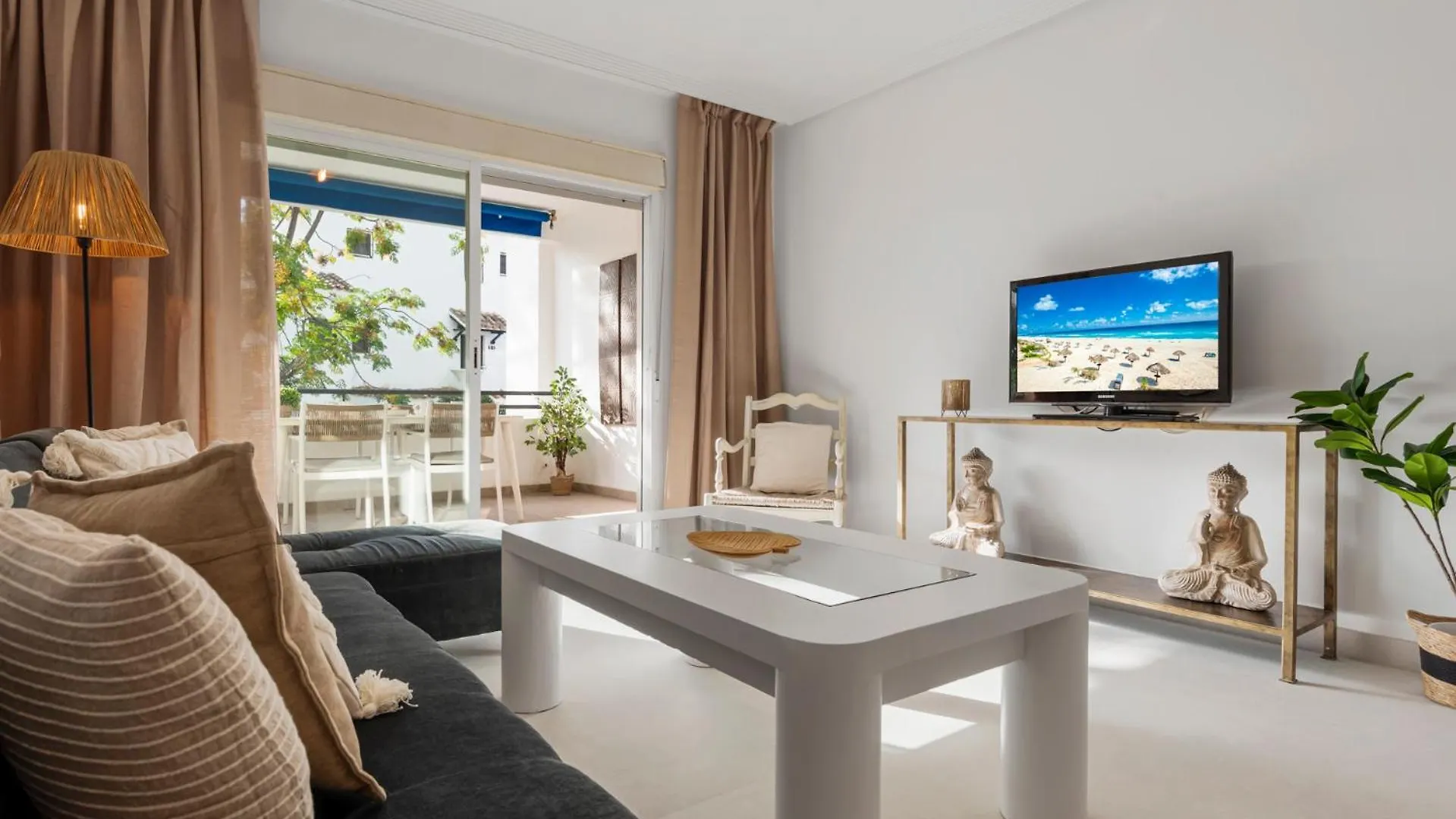 2 Bedroom Apartment In Medina Garden Marbella