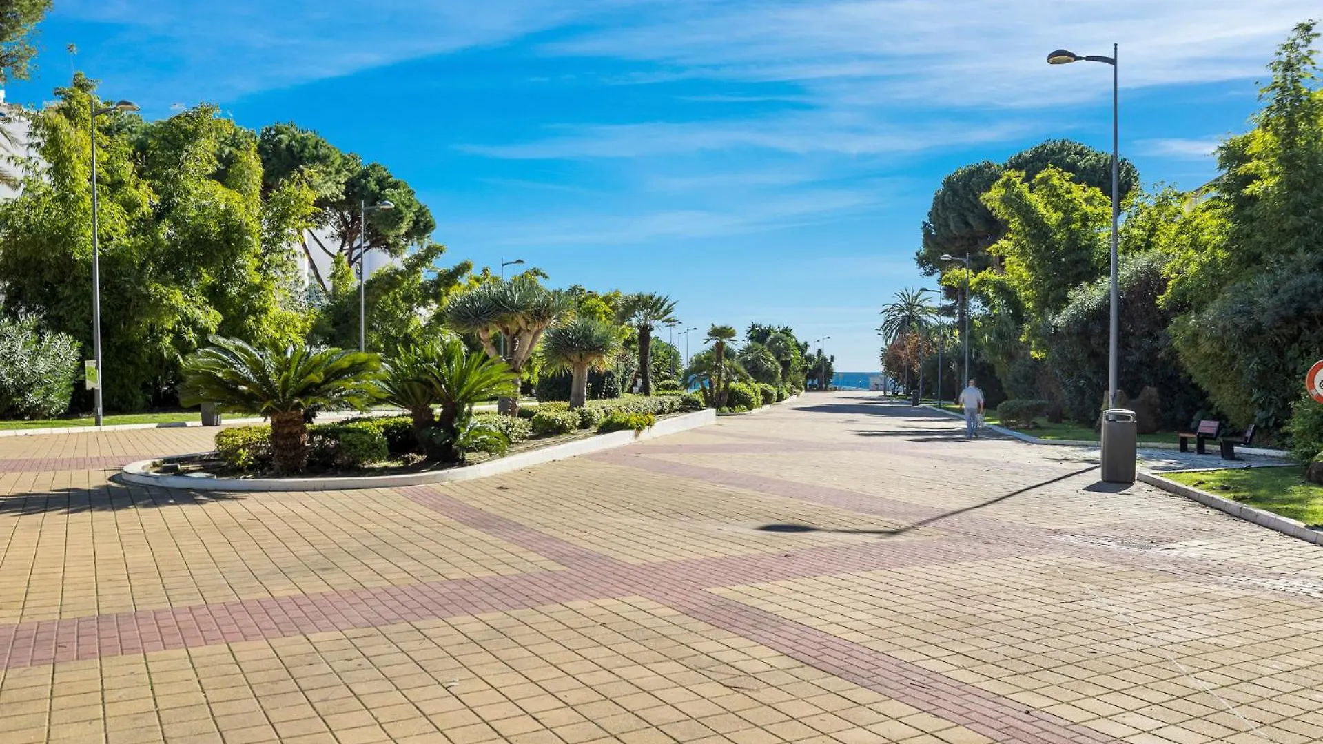 2 Bedroom Apartment In Medina Garden Marbella