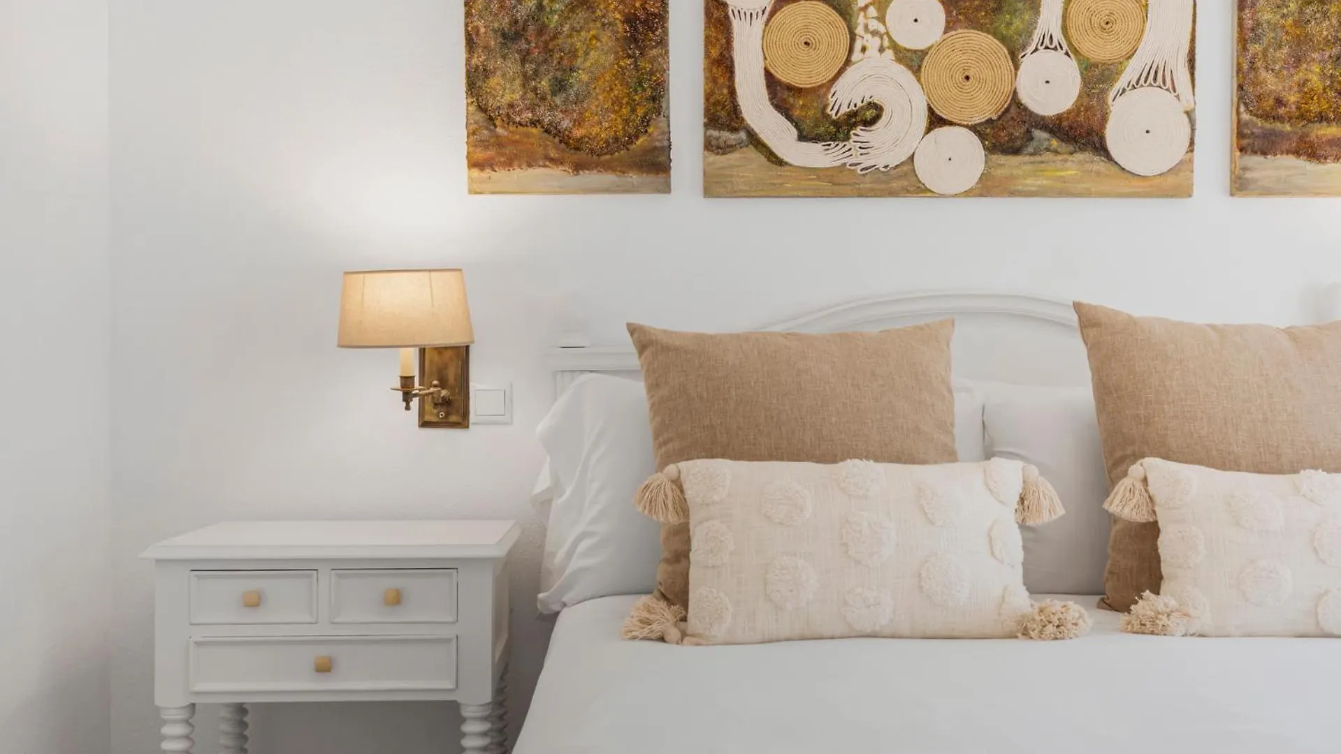 2 Bedroom Apartment In Medina Garden Marbella