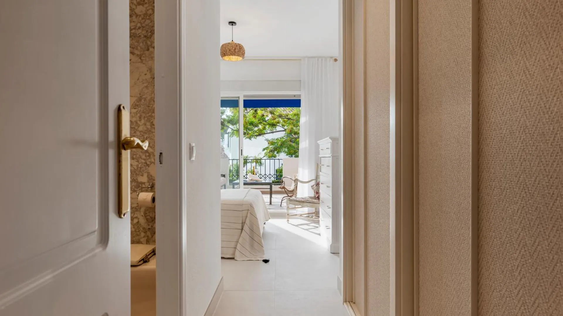 2 Bedroom Apartment In Medina Garden Marbella Spanien
