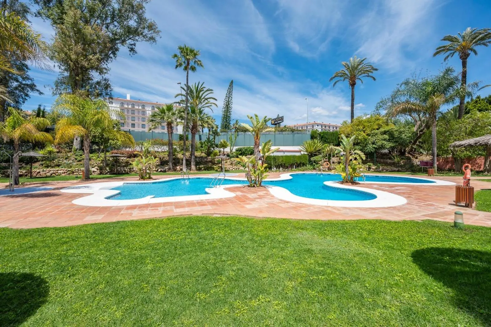 2 Bedroom Apartment In Medina Garden Marbella Spanien